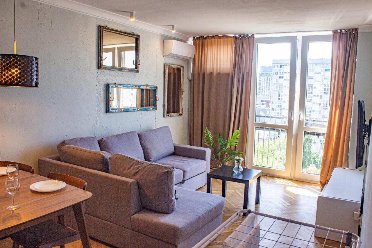 Apartment In The Center - Browary Warszawskie وارسو المظهر الخارجي الصورة